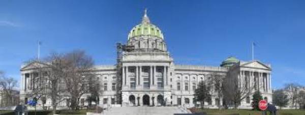 Pennsylvania Introduces Online Gambling Bill in Senate Amidst Controversy 