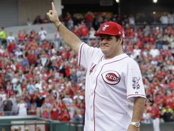 Harry Reid Says MLB Should Let Pete Rose Into Hall of Fame