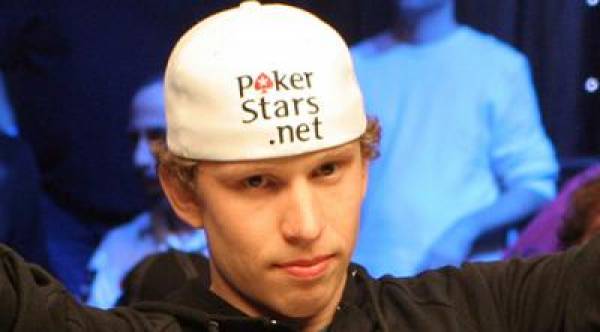 Peter Eastgate Still All-In With Five Players Remaining at World Series of Poker
