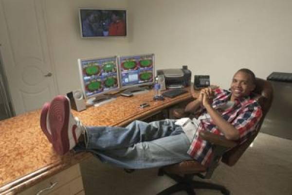 Did Phil Ivey Really Borrow $10 Million From Full Tilt Poker ...