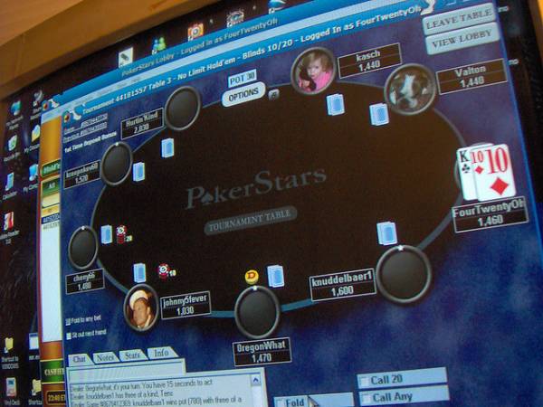 PokerStars to Enter Daily Fantasy Sports Market by Start of NFL Season