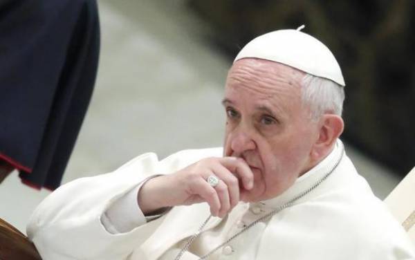 Pope Hits Out at Mafia Once Again