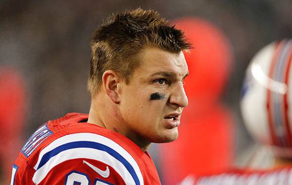 Patriots-Bills Betting Line: Week 6 Fantasy Value for Rob Gronkowski