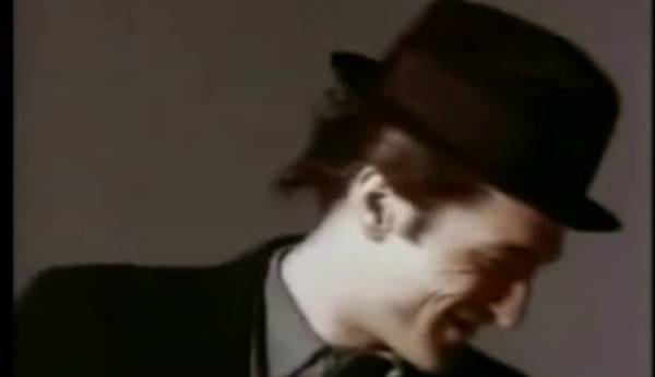 Robert De Niro's Failed Audition as Sonny Corleone in 'The Godfather' Surfaces (Video) Robert De Niro's Failed Audition as Sonny Corleone in 'The Godfather' Surfaces (