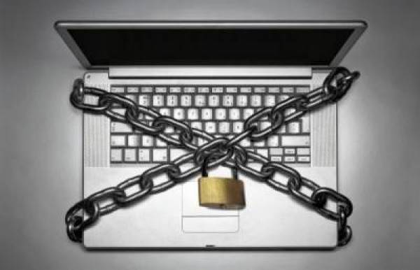 The SOPA Blackout: Ron Paul, Nancy Pelosi, Michele Bachmann on Board The SOPA Blackout: Ron Paul, Nancy Pelosi, Michele Bachmann on Board