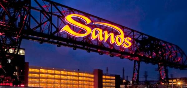 Las Vegas Sands Corp Beats Profit Expectations for 2014 Q1