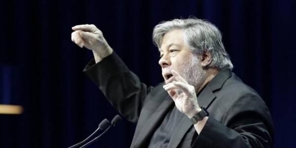 Wozniak Sues YouTube Over Bitcoin Scams, Did Twitter Employees Aid Hackers?