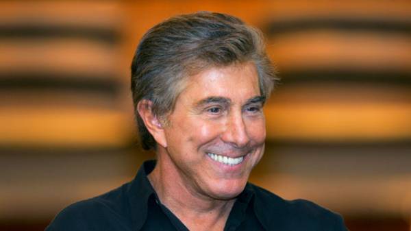 Casino Mogul Steve Wynn Sues ‘Short Seller’ Chanos for Slander