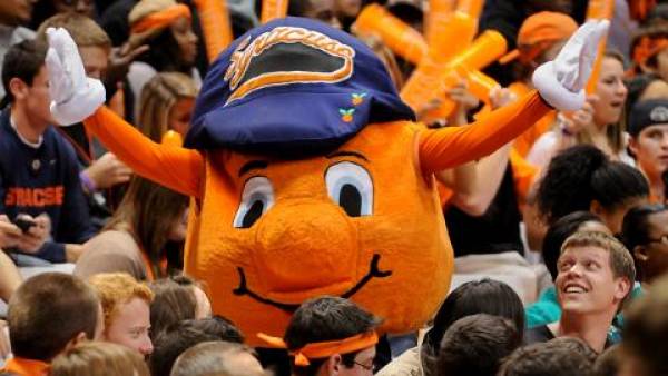 Notre Dame vs. Syracuse Betting Line:  Under is 11-3 for Orange vs. AC