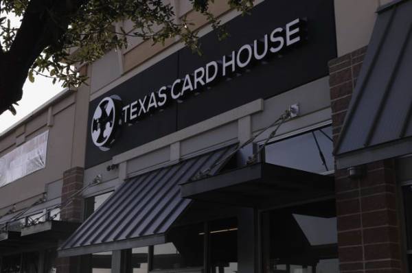 Texas Card House Owner Insists His Establishment is Legal as Dallas Officials Try to Shut it Down