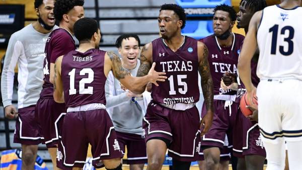 What is the Payout if Texas Southern Wins Against Michigan?