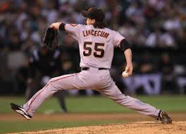 Daily Fantasy Pitchers for April 10 – Dan Haren, Jason Vargas, Tim Lincecum 