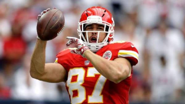 Fox Sports FanDuel NFL Fantasy Player of the Day Travis Kelce 