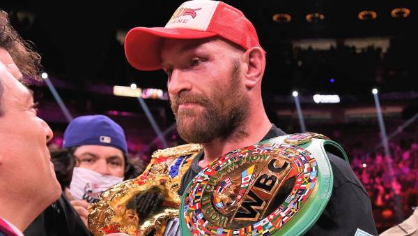 WBC Orders Tyson Fury to Defend Heavyweight Title vs. Dillian Whyte