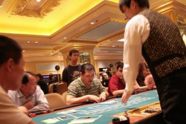 Las Vegas Poker Rooms Reviews