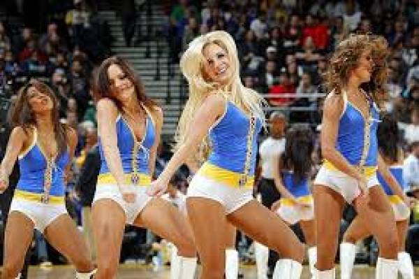 Mavs vs. Warriors Betting Line has Golden State at -18 