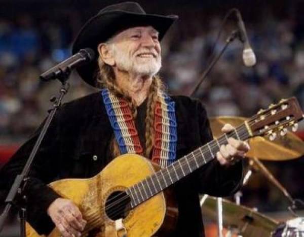 US Justice Department Online Poker Case Confuses Willie Nelson With Kenny Rogers