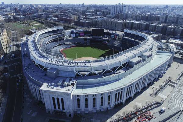 Bet the Toronto Blue Jays vs. New York Yankees Series 