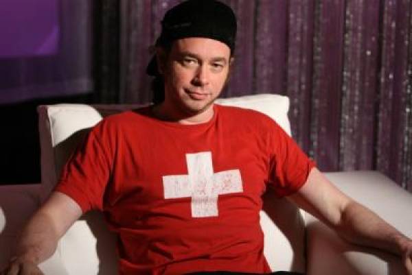 Gambling News: Ylon Schwartz Enjoys More WSOP Success and First Bracelet Gambling News: Ylon Schwartz Enjoys More WSOP Success and First Bracelet