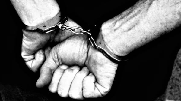 Eight Individuals Arrested for Ceasars Atlantic City Robbery: State Trooper Shot Eight Individuals Arrested for Ceasars Atlantic City Robbery: State Trooper Sho