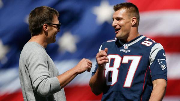 Bucs Odds to Win the Super Bowl With Brady and Gronk Now 12-1