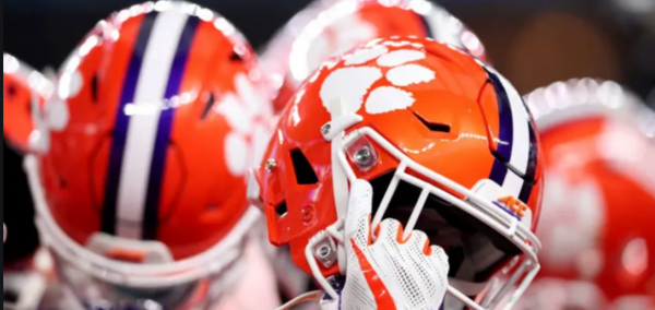 25 of 43 Clemson Players Recover After Testing Positive for Covid-19