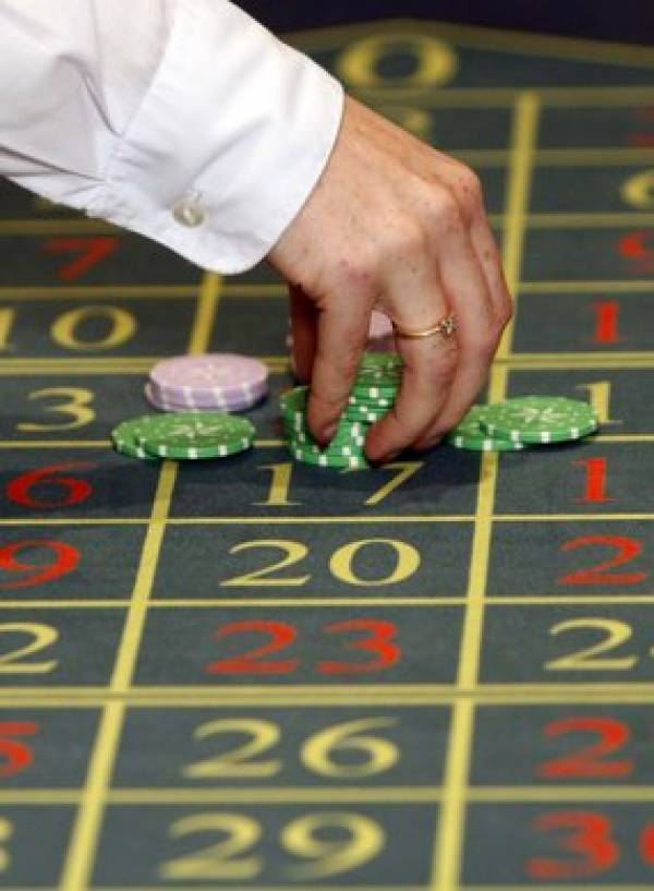 Massachusetts State Senate Considers Gambling Compact With Tribe