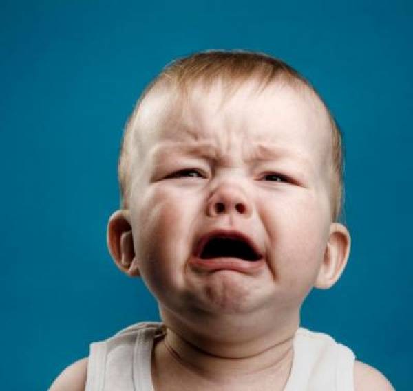 Gambling Addict Steals Baby’s iPhone: Caught on Camera Gambling Addict Steals Baby’s iPhone: Caught on Camera