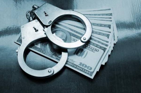 Caesars Palace Faces Up to $20 Mil in Fines as Part of Money Laundering Probe Caesars Palace Faces Up to $20 Mil in Fines as Part of Money Laundering Probe