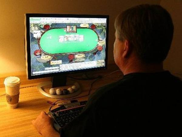 Billionaires Bet on Internet Gambling