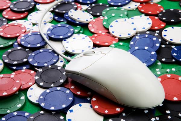 Players Flock to New Jersey Internet Gambling