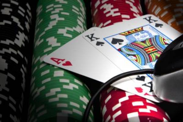 Online Poker Room Allows Re-entry of Tournament After Busting Out, Join New Tabl