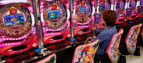 How a Mechanical Game Has Become a Japanese National Obsession