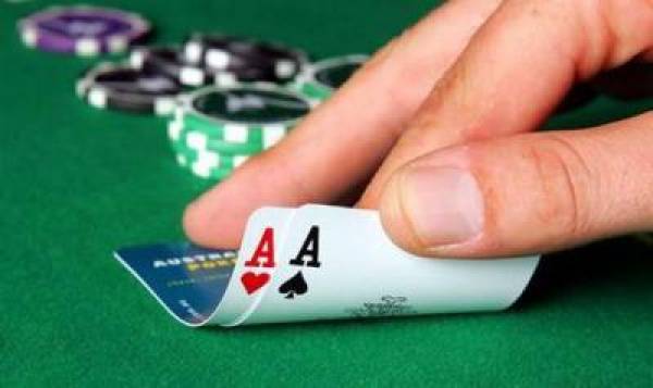 Tomeu Gomila Leads EPT Barcelona 2011 Tomeu Gomila Leads EPT Barcelona 2011