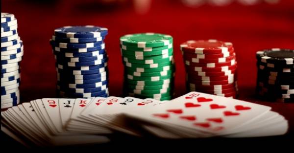 Record Breaking Field of 3292 Players at 2015 Estrellas Barcelona Main Event Record Breaking Field of 3292 Players at 2015 Estrellas Barcelona Main Event