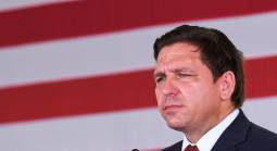 Shock Poll as Charlie Crist Leads Ron DeSantis After Migrant Flight: Latest Odds