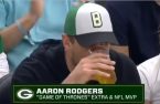 Watch Aaron Rodgers (Pathetically) Chug Beer on Jumobtron Watch Aaron Rodgers (Pathetically) Chug Beer on Jumobtron