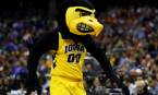 Oregon Ducks Iowa Hawkeyes Betting Trends - NCAA Tournament 2nd Round
