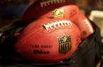 NFL Week 17 Top Bets: Packers, Patriots Money Line
