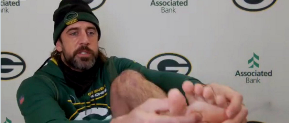 Rodgers Insists He Has No "Covid Toe" But Does Have Fracture