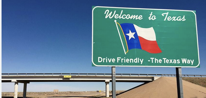 Texas welcome sign