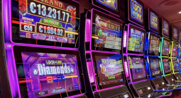 How Auto Play Features Work in Slot Games