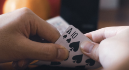 How To Outwit Online Opponents With Bluffing In The Digital Age