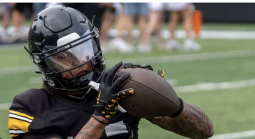 Iowa vs. Washington Total Receiving Yards Prop Bets: Tony Diaz